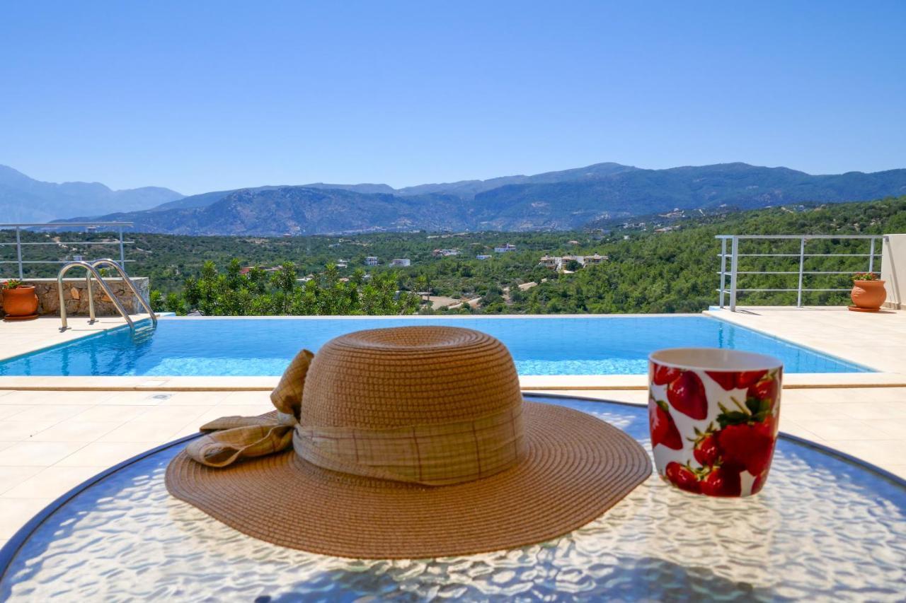 Villa Poppy Vathí Buitenkant foto